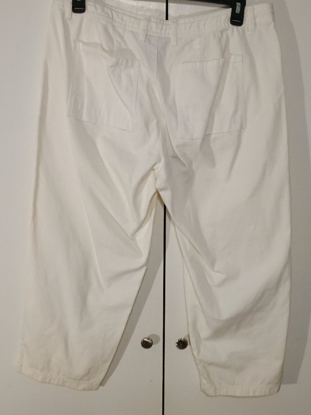 Venezia Jeans Women’s White Cropped Pants Size 10Drawstring Patch Pocket Capri - Picture 3 of 8